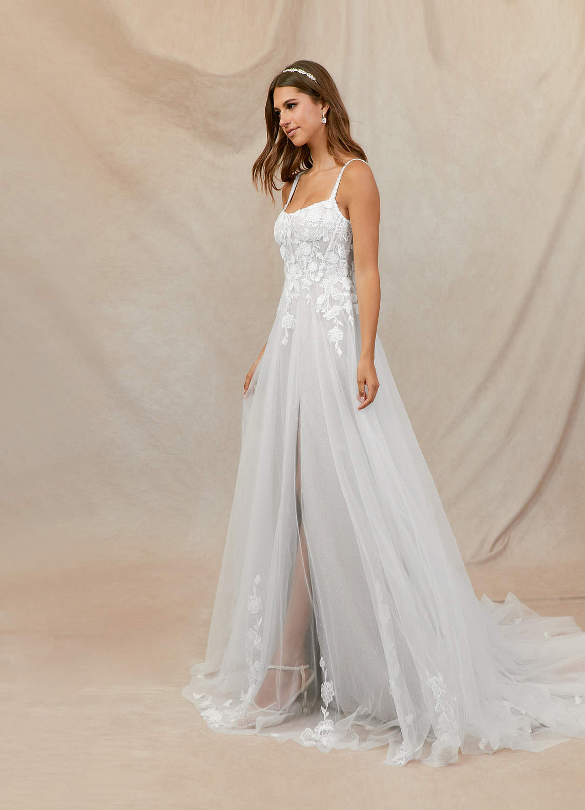 Jovana Wedding Dress-AZ34718149