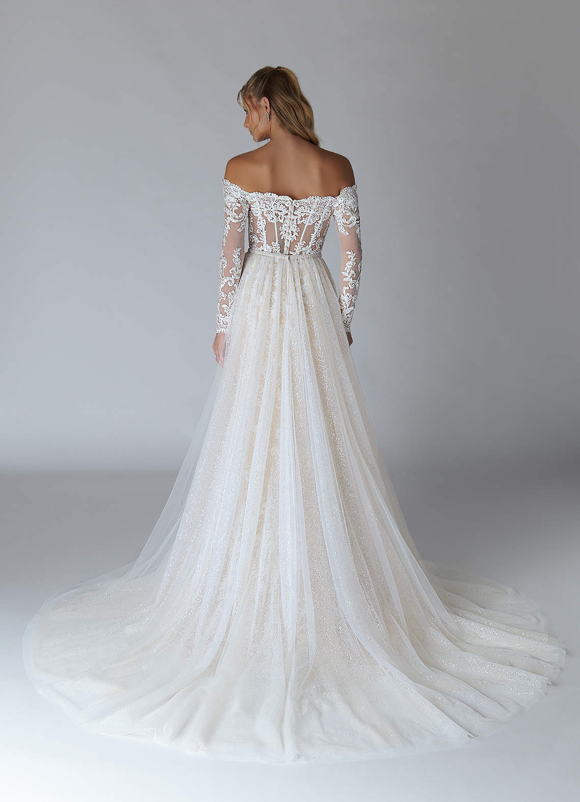 Solaris Wedding Dress-AZ6224924