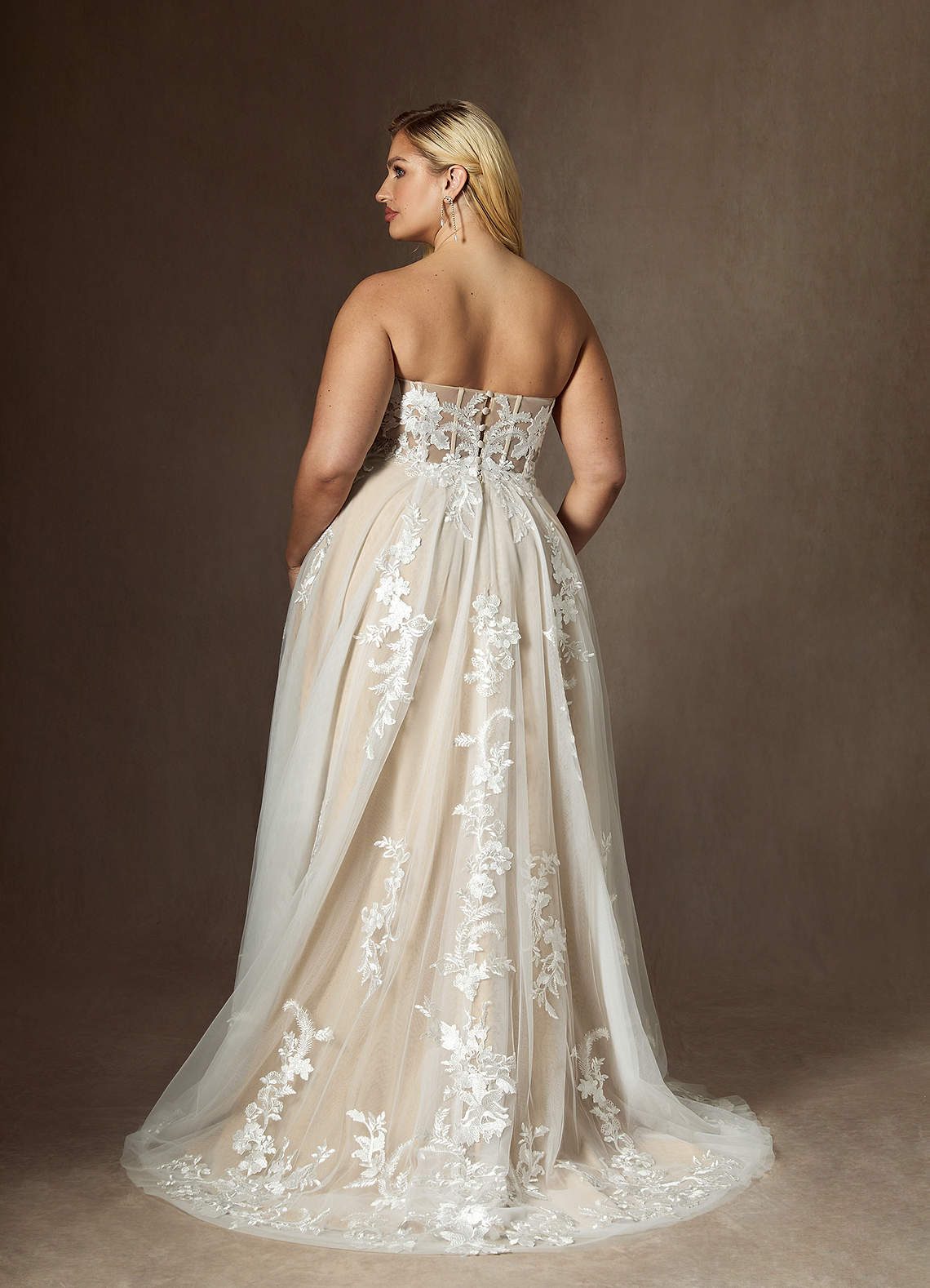 Aurorie Wedding Dress-AZ6945499