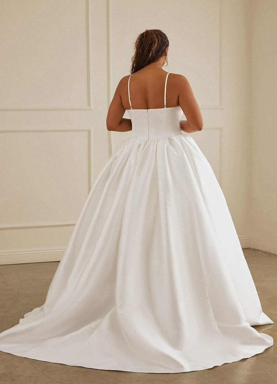 Christian Siriano Bridal For  2005-AZ39230063