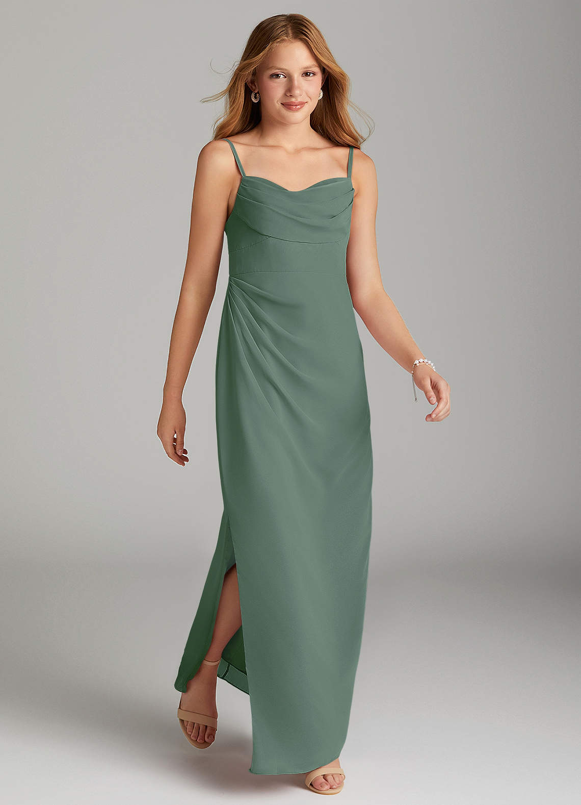 Mai Junior-AZ49984163